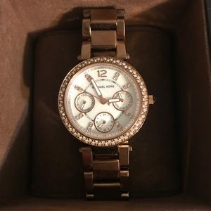 Michael Kors watch (rose gold)